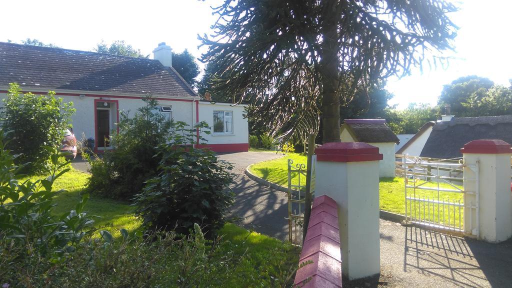 Loughcrew Megalithic Hostel Millbrook Exterior photo